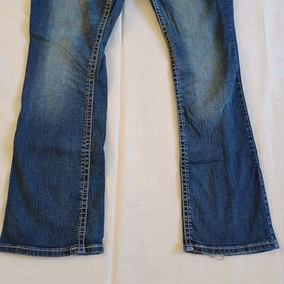Maurices Womens Jeans Bootcut Midrise Dark Wash Stretch Size 11/12 R Size 12 - Picture 4 of 11